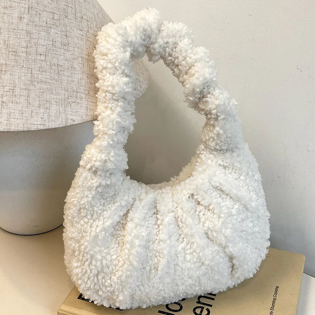 Furry Tote Bag Small Ruched Hand Purse Lambswool Cute Mini Faux Fur Bag Winter Fuzzy Pursess and Handbag for Women Lady