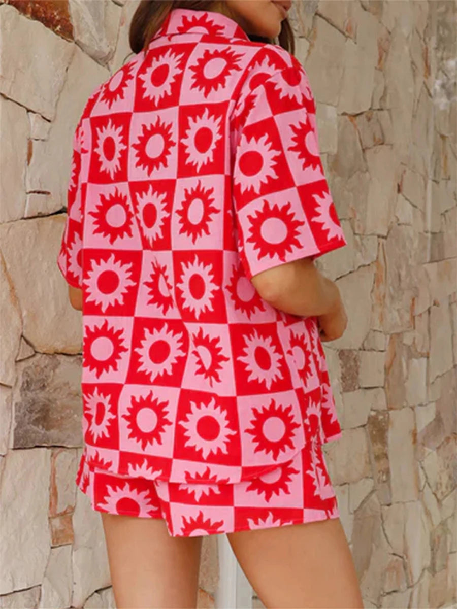 Women Shorts Set Printed Short Sleeve Shirt with Elastic Waist Shorts Summer Outfit
