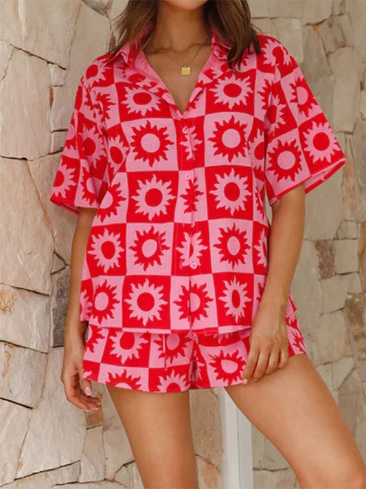 Women Shorts Set Printed Short Sleeve Shirt with Elastic Waist Shorts Summer Outfit