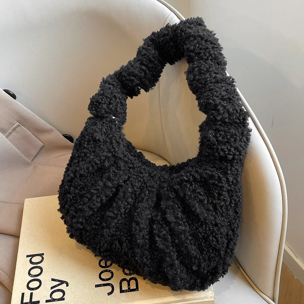 Furry Tote Bag Small Ruched Hand Purse Lambswool Cute Mini Faux Fur Bag Winter Fuzzy Pursess and Handbag for Women Lady